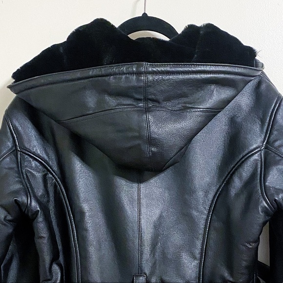 Wilson’s Genevieve Belted Leather Jacket - Picture 9 of 12